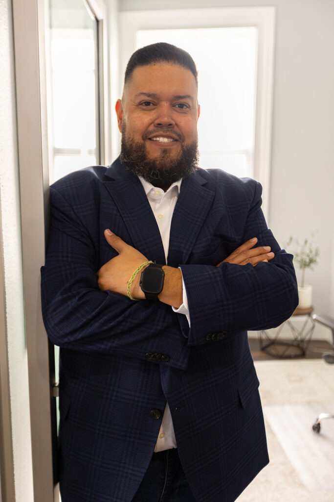 Leal Insurance Services - Headshots